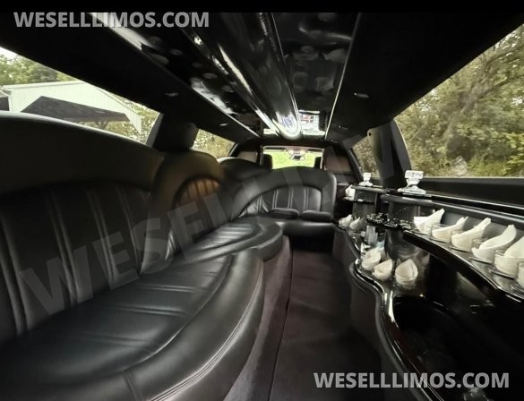 2013 Executive Coach Builders Chrysler 300 Limousine
