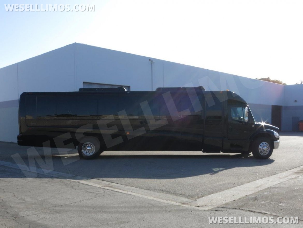 Photo of Executive Shuttle for sale: 2018 Freightliner M2106 Passenger Bus by Grech Motors