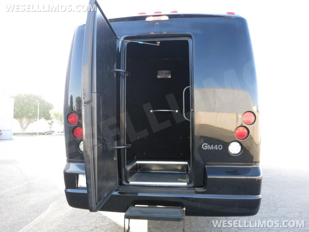 Photo of Executive Shuttle for sale: 2018 Freightliner M2106 Passenger Bus by Grech Motors