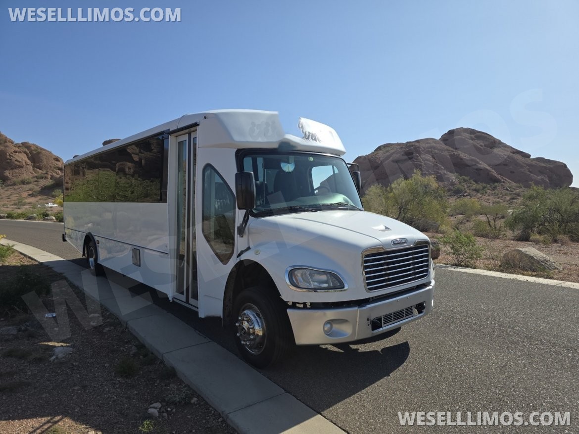 Shuttle Bus for sale: 2018 Freightliner 3400 40&quot; by champion bus