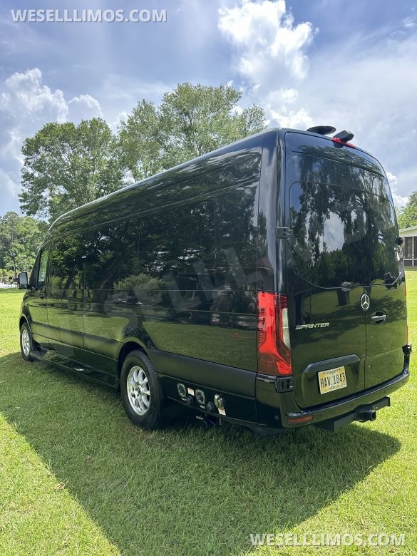 2020 Midwest Automotive Designs Mercedes-Benz Sprinter Day Cruiser 2500