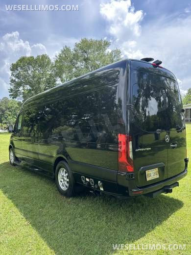 2020 Midwest Automotive Designs Mercedes-Benz Sprinter Day Cruiser 2500