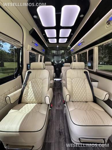 2020 Midwest Automotive Designs Mercedes-Benz Sprinter Day Cruiser 2500