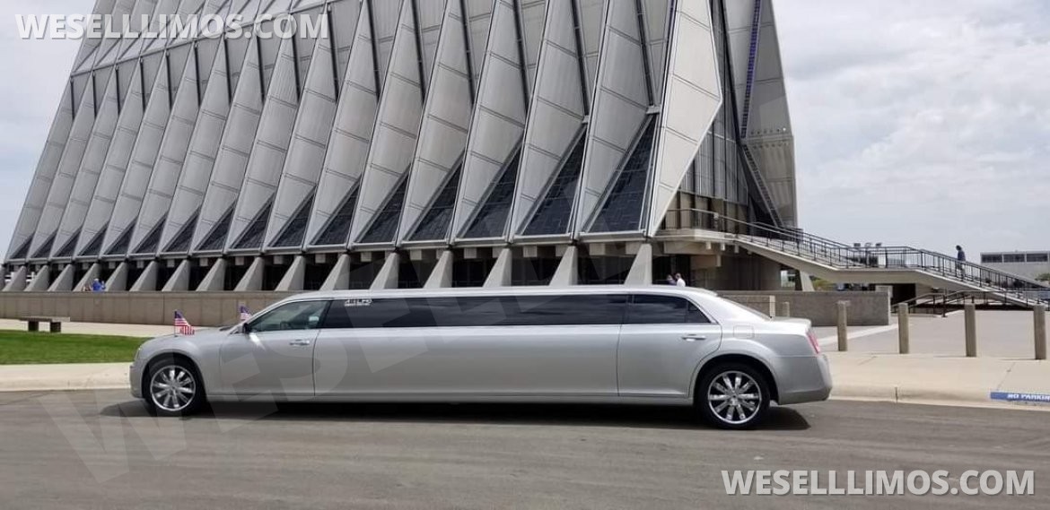 Limousine for sale: 2012 Chrysler 300 140"