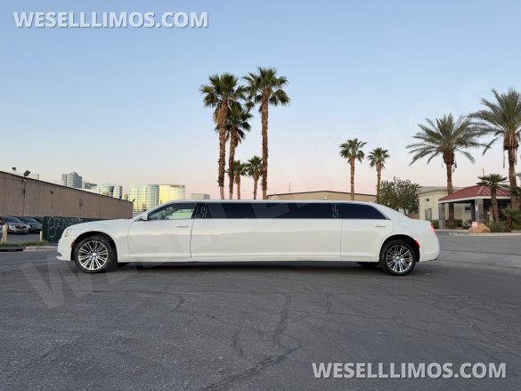 2015 Executive Coach Builder Chrysler Chrysler 300 Limousine