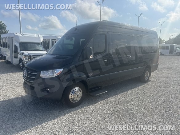 2022 LA West Mercedes-Benz Sprinter Luxury Executive Shuttle Sprinter