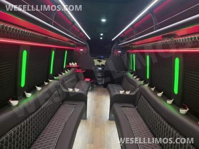 2017 Berkshire Ford E450 Limo Bus - 23 Passenger - New Interior