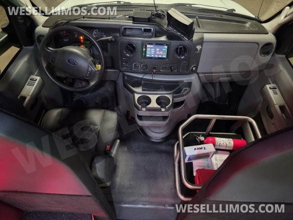 2017 Berkshire Ford E450 Limo Bus - 23 Passenger - New Interior