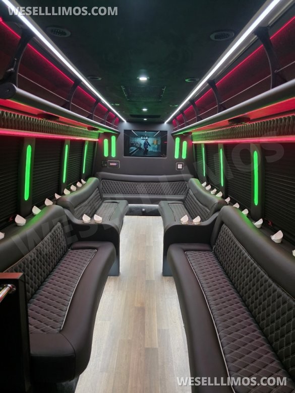 2017 Berkshire Ford E450 Limo Bus - 23 Passenger - New Interior
