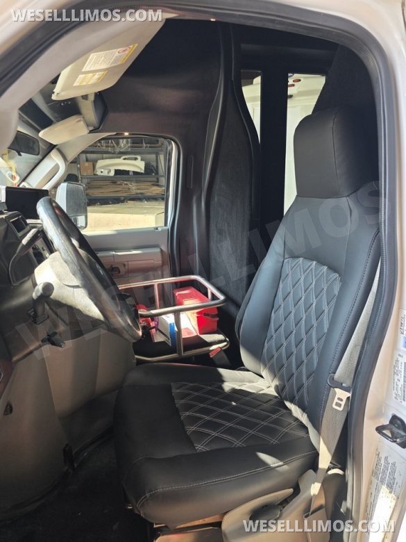 2017 Berkshire Ford E450 Limo Bus - 23 Passenger - New Interior