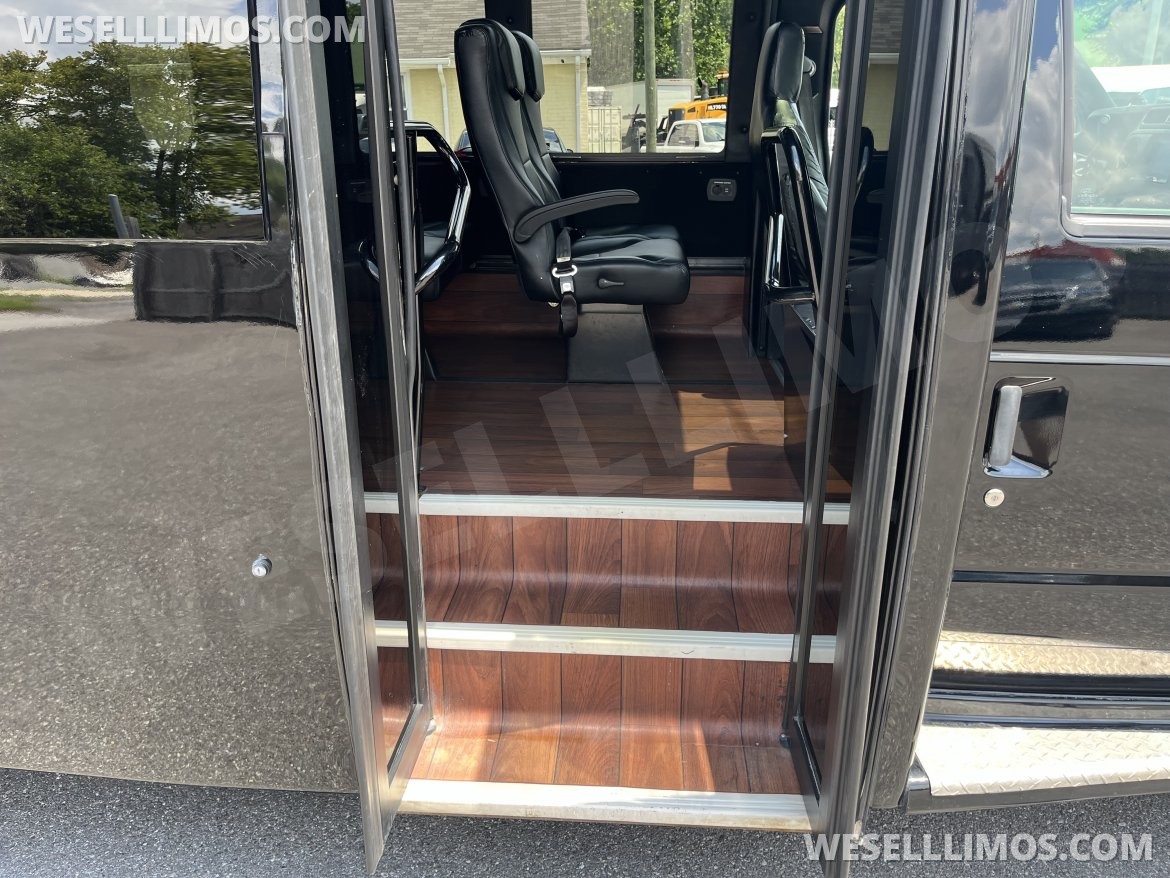 Photo of Executive Shuttle for sale: 2017 Ford E 450 by Federal