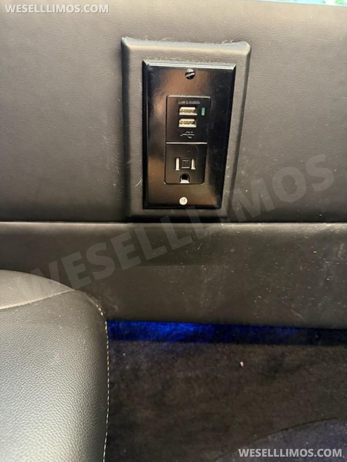 Photo of Executive Shuttle for sale: 2015 Mercedes-Benz Sprinter 3500 Executive Shuttle 170" by Grech