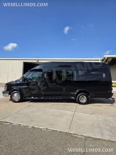2013 Turtle Top Chevrolet 3500 Executive Shuttle