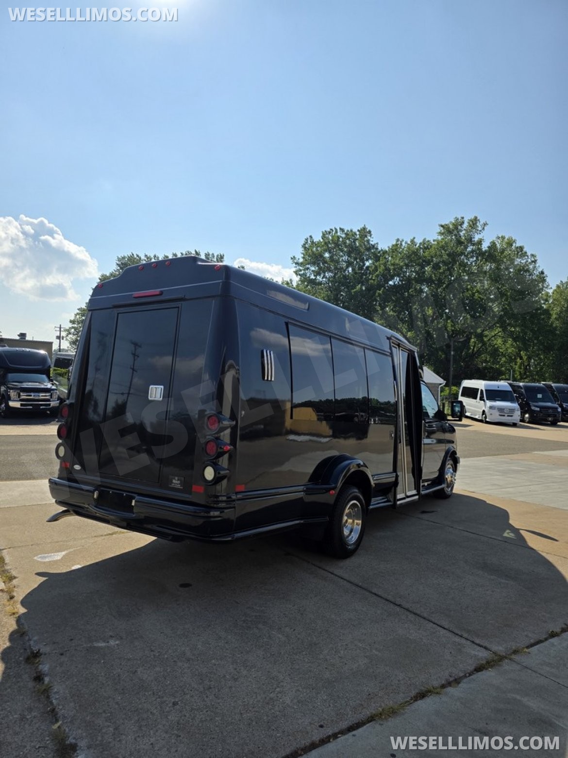 Photo of Executive Shuttle for sale: 2013 Chevrolet 3500 by Turtle Top