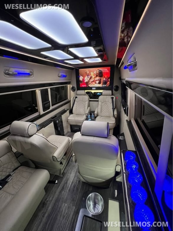 2019 Ultimate Toys Mercedes-Benz Sprinter Jet Sprinter