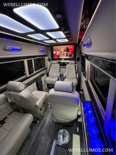 2019 Ultimate Toys Mercedes-Benz Sprinter Jet Sprinter