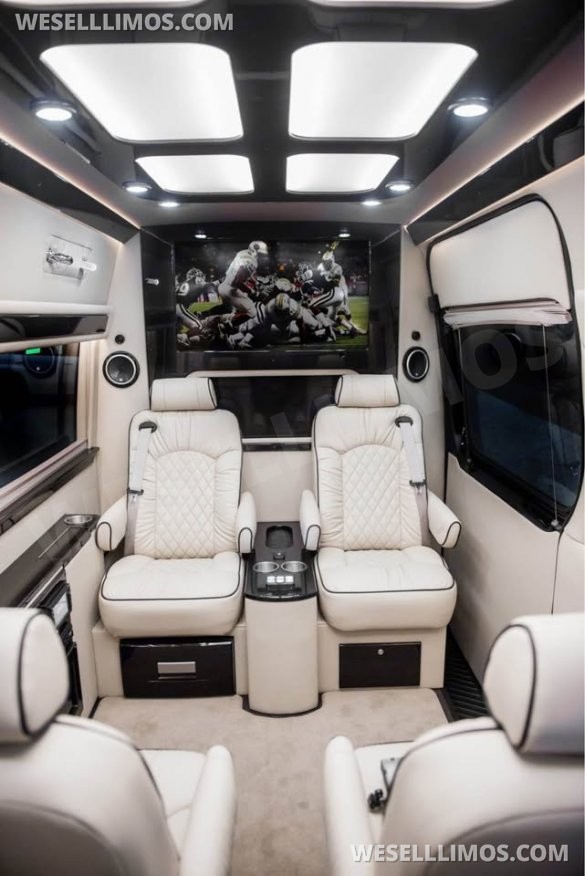 2019 Ultimate Toys Mercedes-Benz Sprinter Jet Sprinter