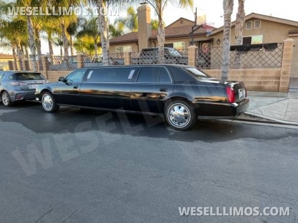 2004 Krystal Cadillac Limousine