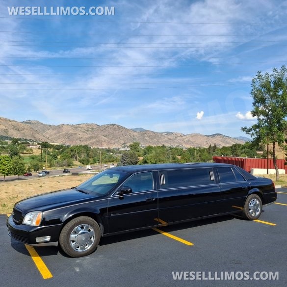 2004 Krystal Cadillac Limousine