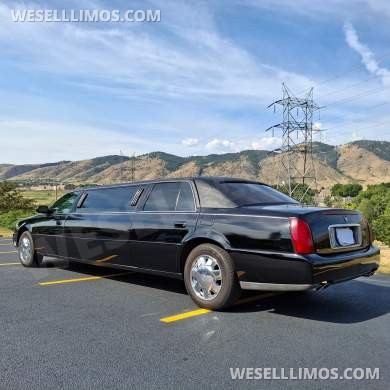 2004 Krystal Cadillac Limousine
