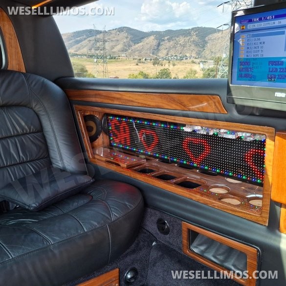 2004 Krystal Cadillac Limousine