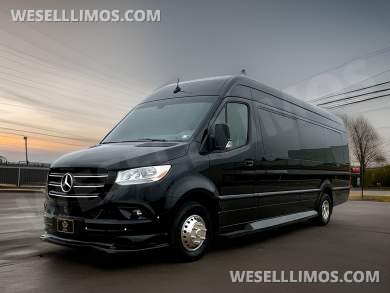 2024 Global Motor Coach Mercedes-Benz Corporate Shuttle
