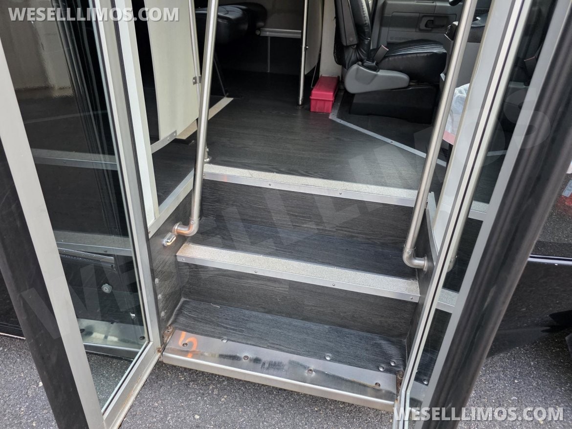 Photo of Shuttle Bus for sale: 2015 Ford E-450 289" by Champion