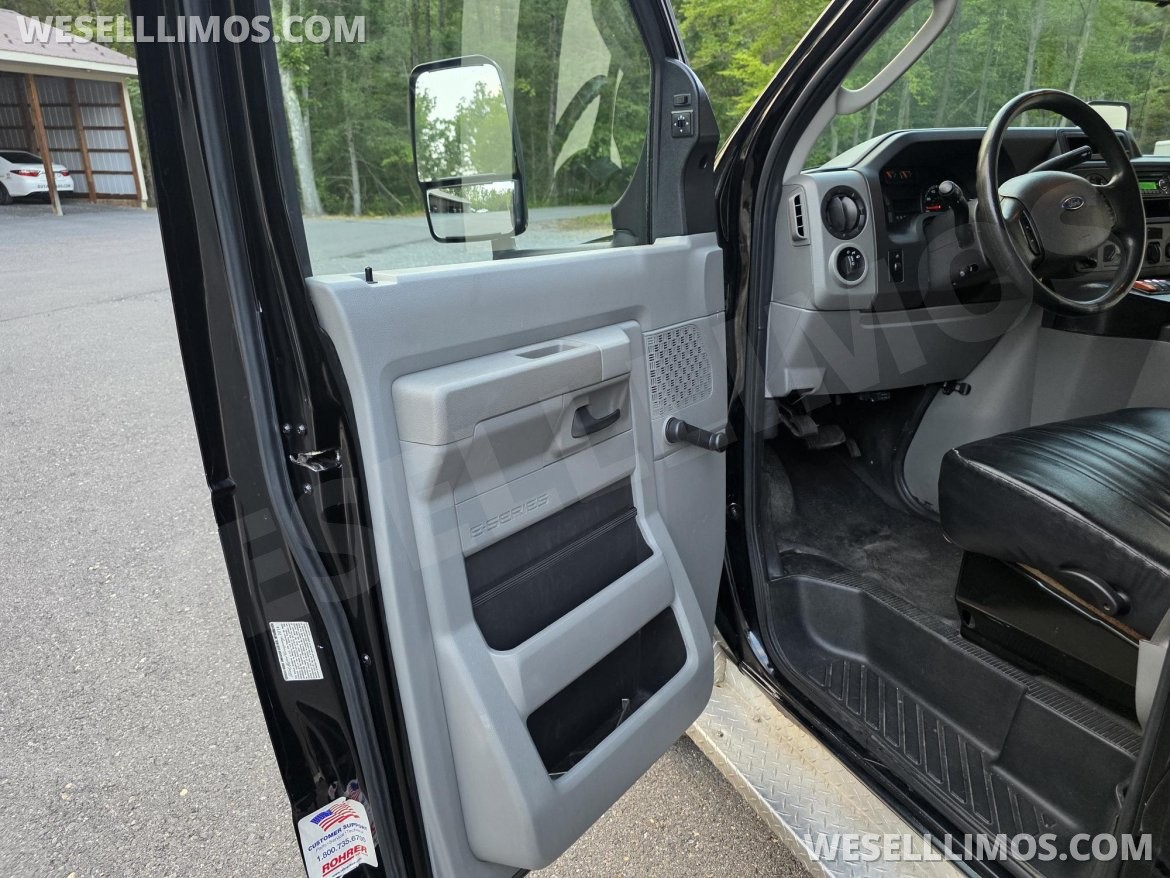 Photo of Shuttle Bus for sale: 2015 Ford E-450 289" by Champion