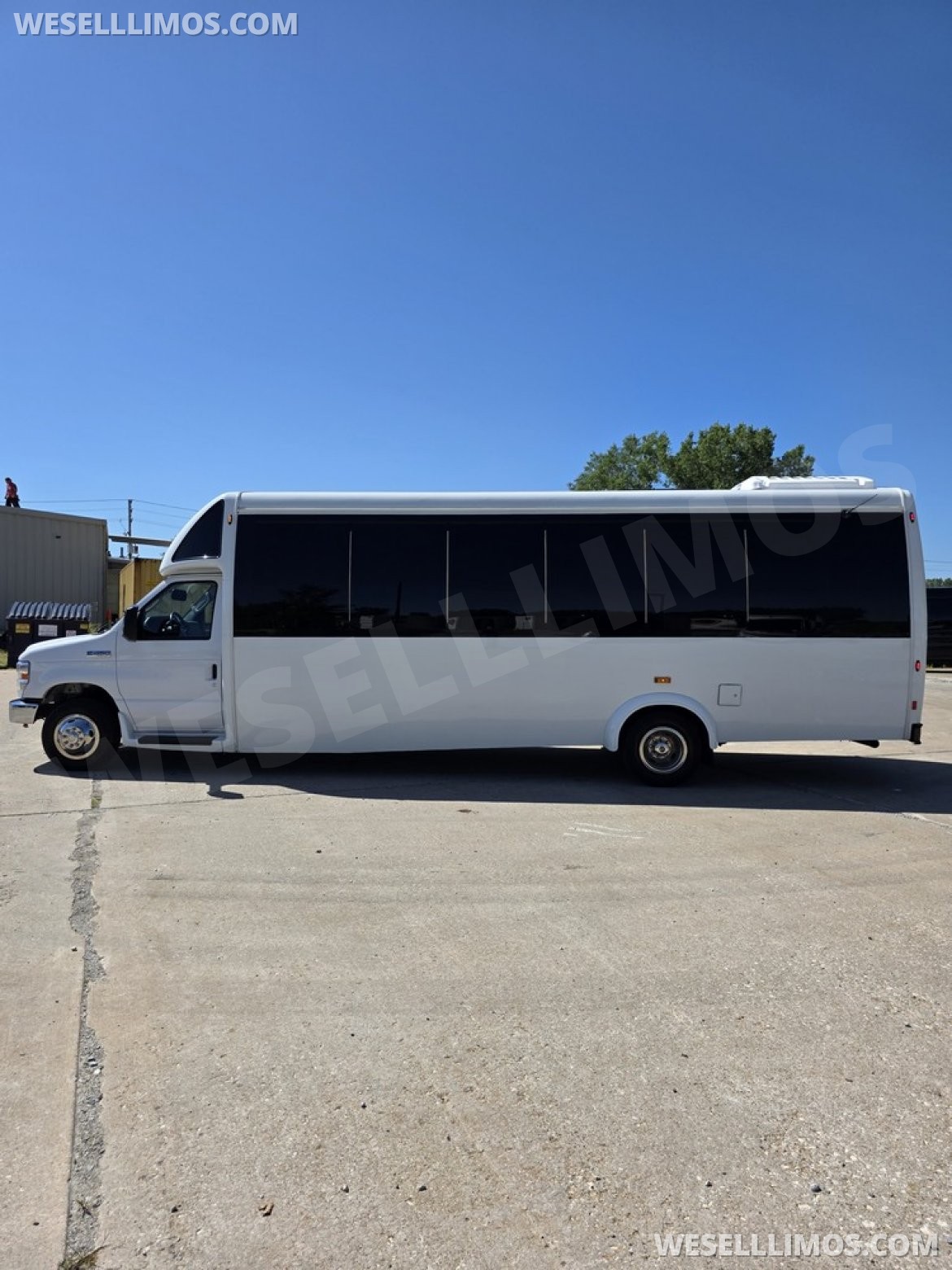 Photo of Limo Bus for sale: 2019 Ford E450 Limobus by Embassy