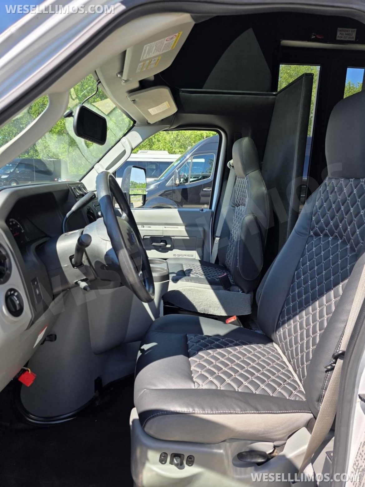 Photo of Limo Bus for sale: 2019 Ford E450 Limobus by Embassy
