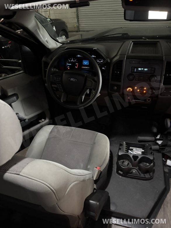 2018 Starcraft / Battisti Ford F550 Limo Bus