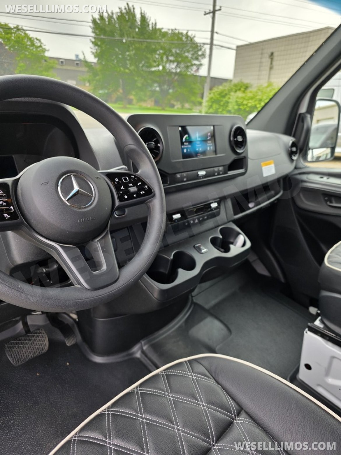 Photo of Sprinter for sale: 2024 Mercedes-Benz Limo Sprinter 14 PAX by Global Motor Coach