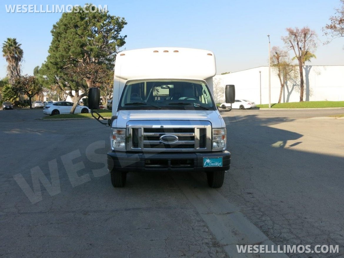 Photo of Shuttle Bus for sale: 2014 Ford E-350 ADA by Champion