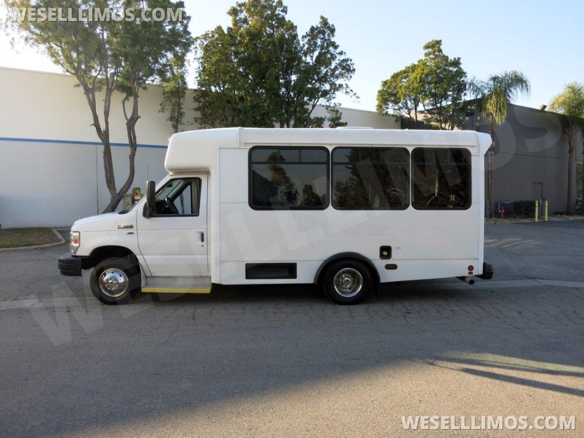 Photo of Shuttle Bus for sale: 2014 Ford E-350 ADA by Champion