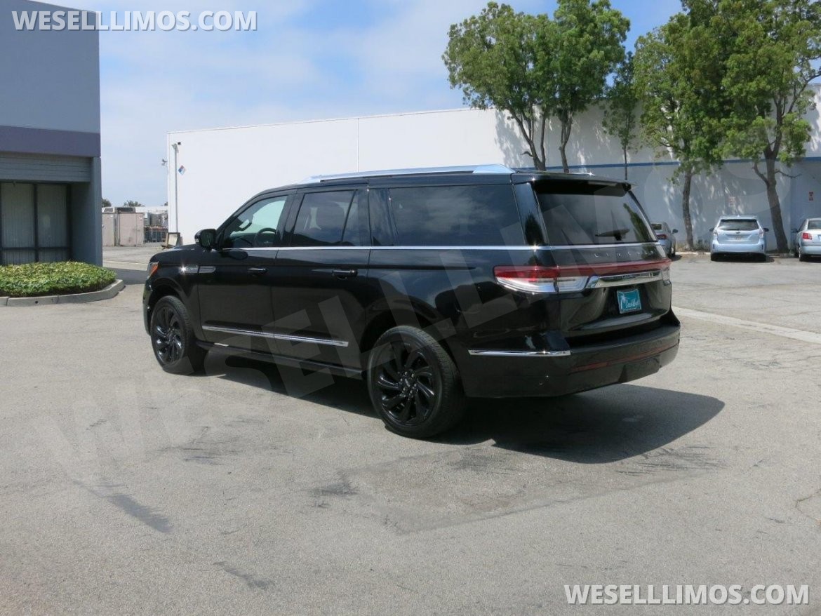 Photo of SUV for sale: 2024 Lincoln Navigator L Reserve by Lincoln