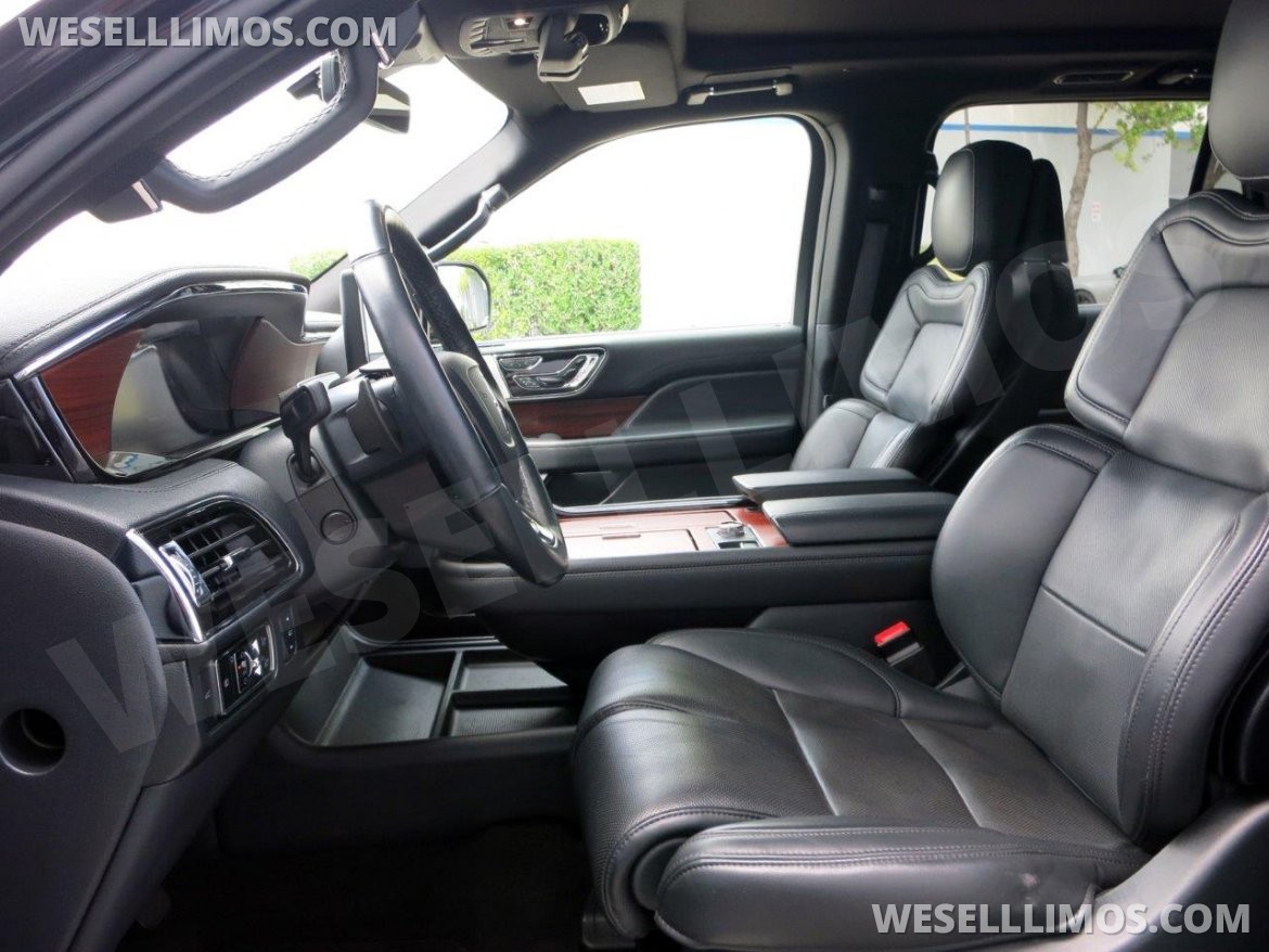 Photo of SUV for sale: 2024 Lincoln Navigator L Reserve by Lincoln