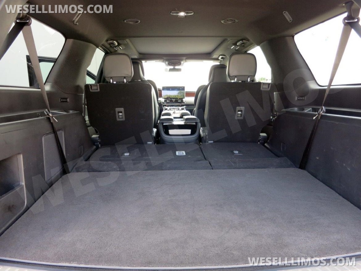 Photo of SUV for sale: 2024 Lincoln Navigator L Reserve by Lincoln