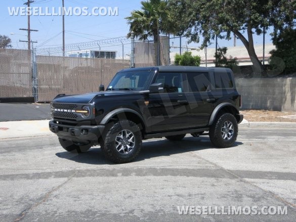 2023 Ford Bronco 4x4 Badlands SUV