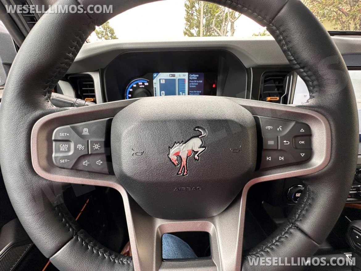 Photo of SUV for sale: 2023 Ford Bronco 4x4 Badlands by Ford