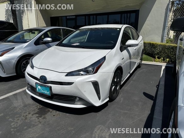 2022 Toyota Prius XLE Hybrid Sedan