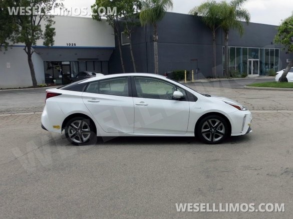 2022 Toyota Prius XLE Hybrid Sedan