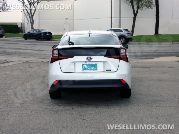 2022 Toyota Prius XLE Hybrid Sedan
