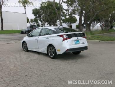 2022 Toyota Prius XLE Hybrid Sedan