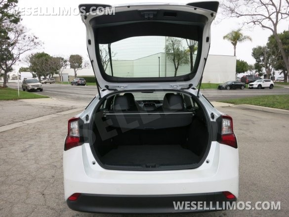2022 Toyota Prius XLE Hybrid Sedan