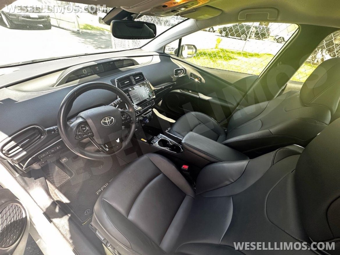 Photo of Sedan for sale: 2022 Toyota Prius XLE Hybrid by Toyota