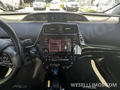2022 Toyota Prius XLE Hybrid Sedan