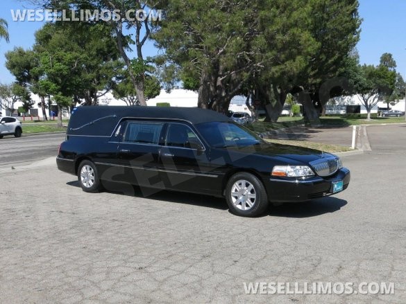 2010 Krystal Lincoln Town Car Funeral