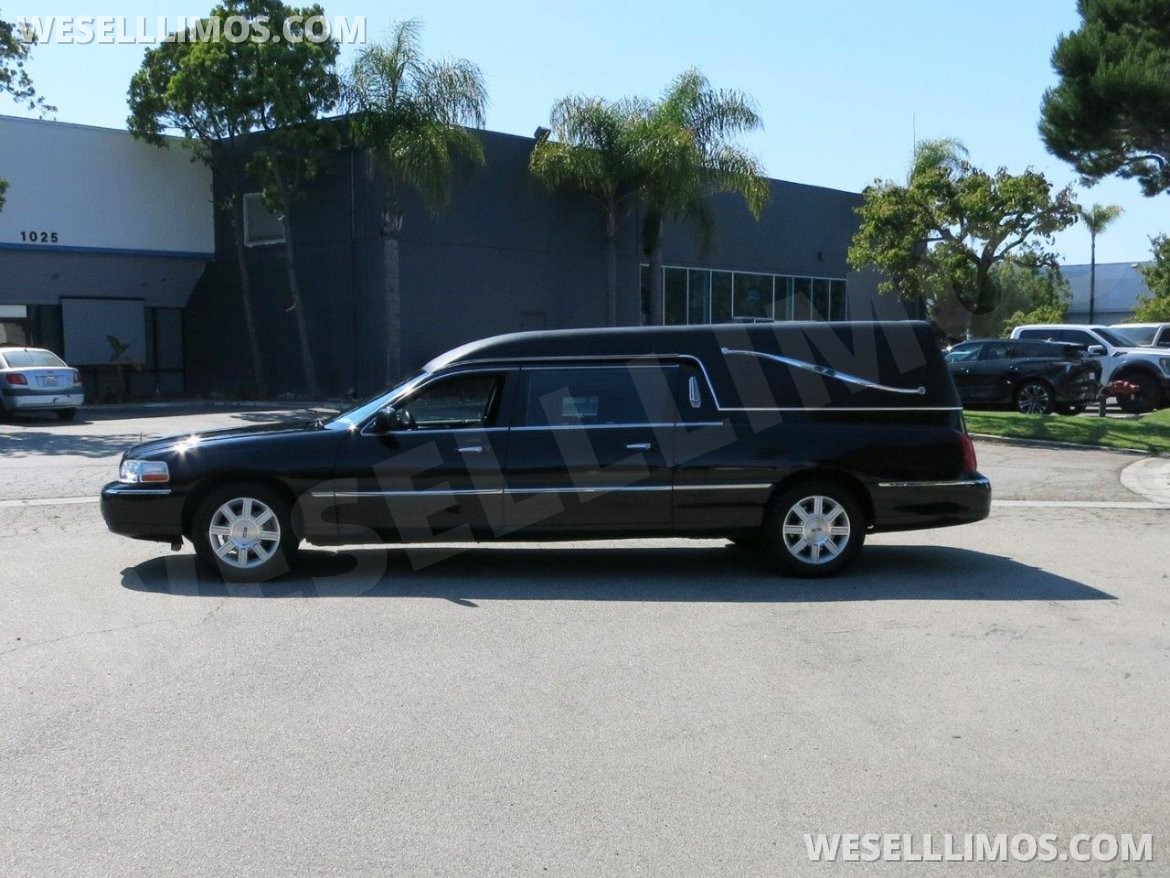 Photo of Funeral for sale: 2010 Lincoln Town Car by Krystal