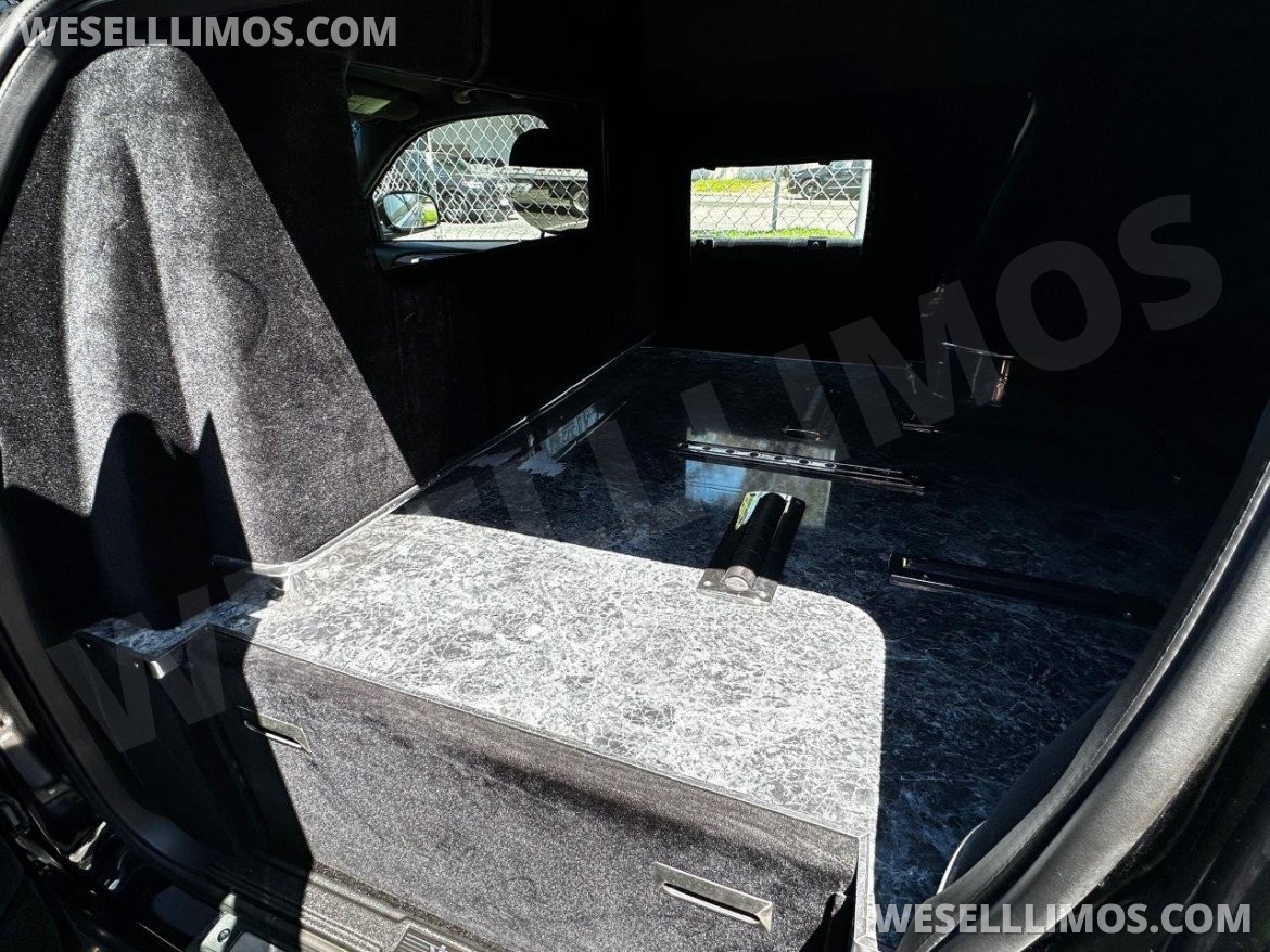 Photo of Funeral for sale: 2010 Lincoln Town Car by Krystal