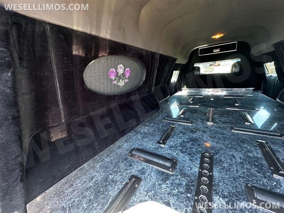 Photo of Funeral for sale: 2010 Lincoln Town Car by Krystal